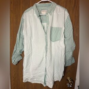 American Eagle Outfitters Green Striped Women's Button Down Shirt